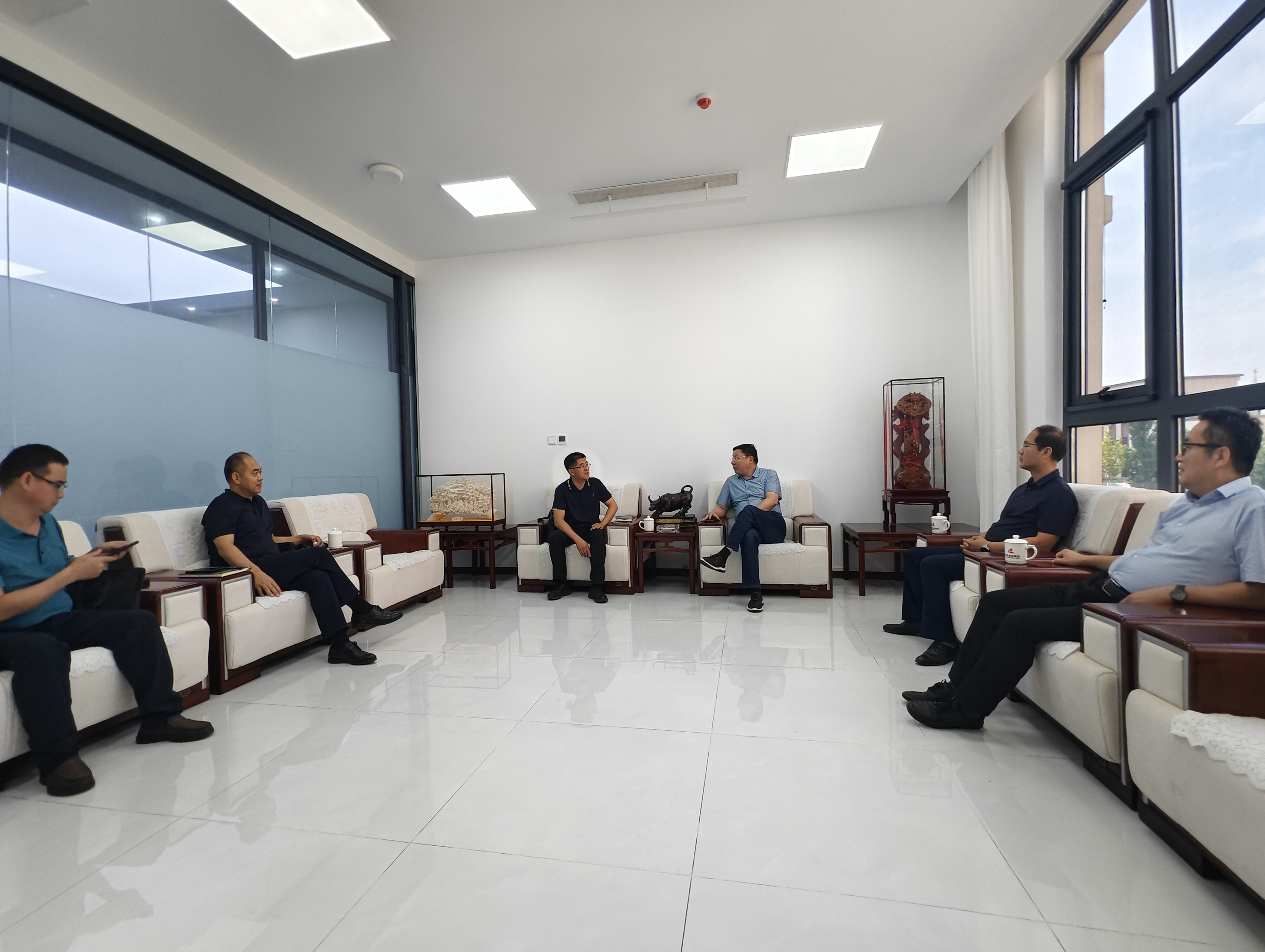 財信集團(tuán)與津興城際鐵路交流座談   共同助力京津冀交通一體化發(fā)展